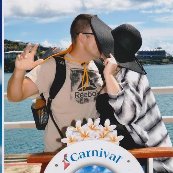 Meet your Posher, Jennifer - Picture 1 of 1